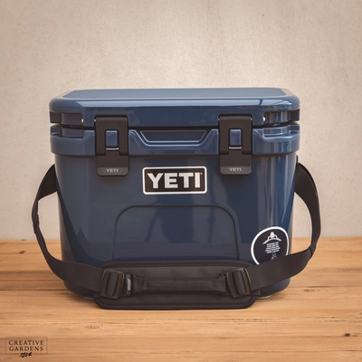 YETI Roadie 15 - Navy