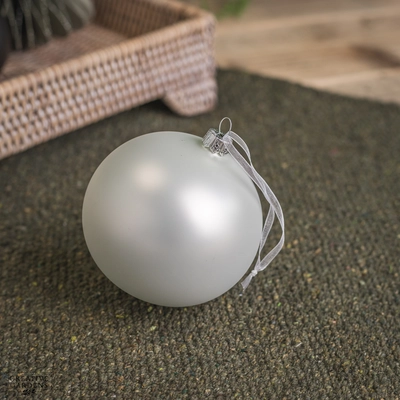 10cm Winter White Matt Glass Bauble