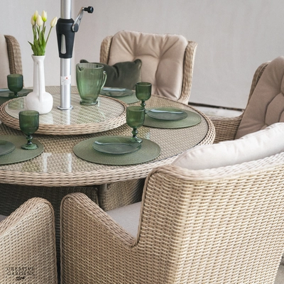 Bramblecrest Chedworth 6 Seat Dining Set - image 3