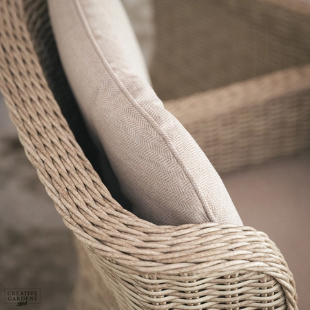 Bramblecrest Chedworth 6 Seat Dining Set - image 8