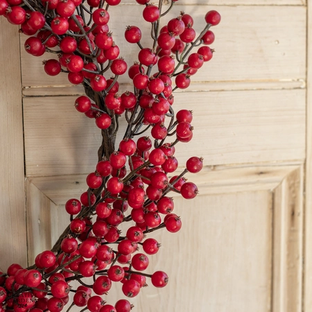 Winter Berry Wreath 50cm - image 3